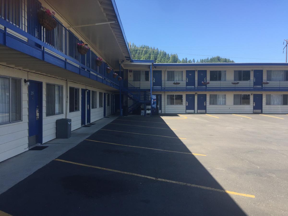 Economy Inn Reedsport Exterior photo